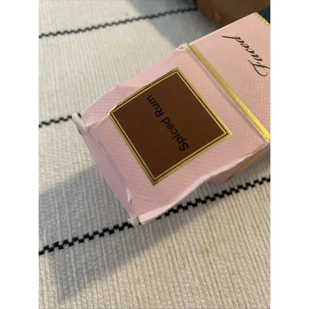 Too Faced Born This Way Undetectable Oil-Free Liquid Foundation 1oz. -Spiced Rum